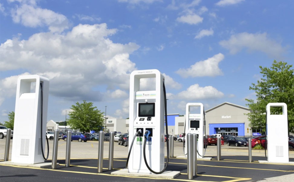 電動(dòng)汽車(chē)充電樁的便捷安裝使用體驗(yàn)