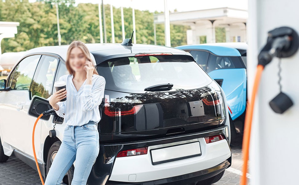 探索未來能源網絡的新藍海：汽車充電樁加盟的市場潛力評估