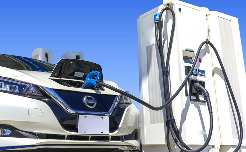 康普利汽車充電樁的市場前景與風險評估